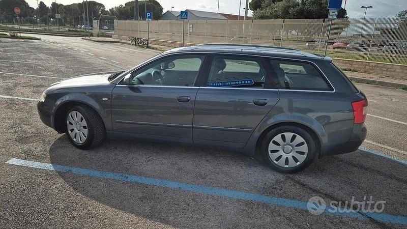 Usata Audi A4 130 CV (95 kW) 2004 Station wagon