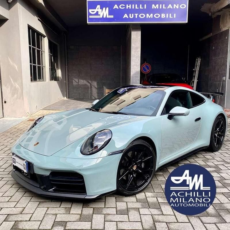 Usata Porsche 911 Carrera 394 CV (289 kW) 2025 Shade green Coupé
