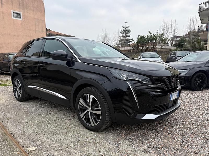Usata Peugeot 3008 Allure 130 CV (95 kW) 2023 Nero SUV