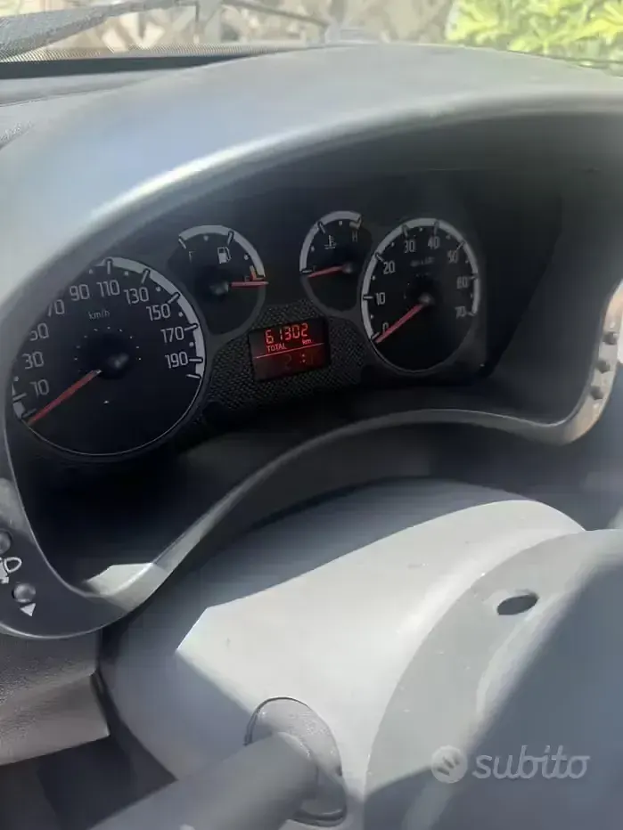 Usata Fiat Panda 69 CV (50 kW) 2010 Grigio Utilitaria