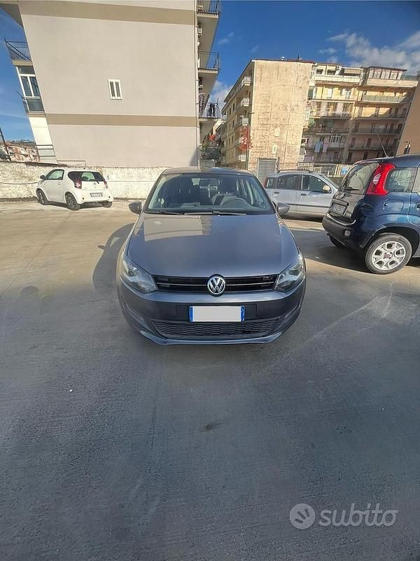 Usata VW Polo 2013 Grigio Utilitaria