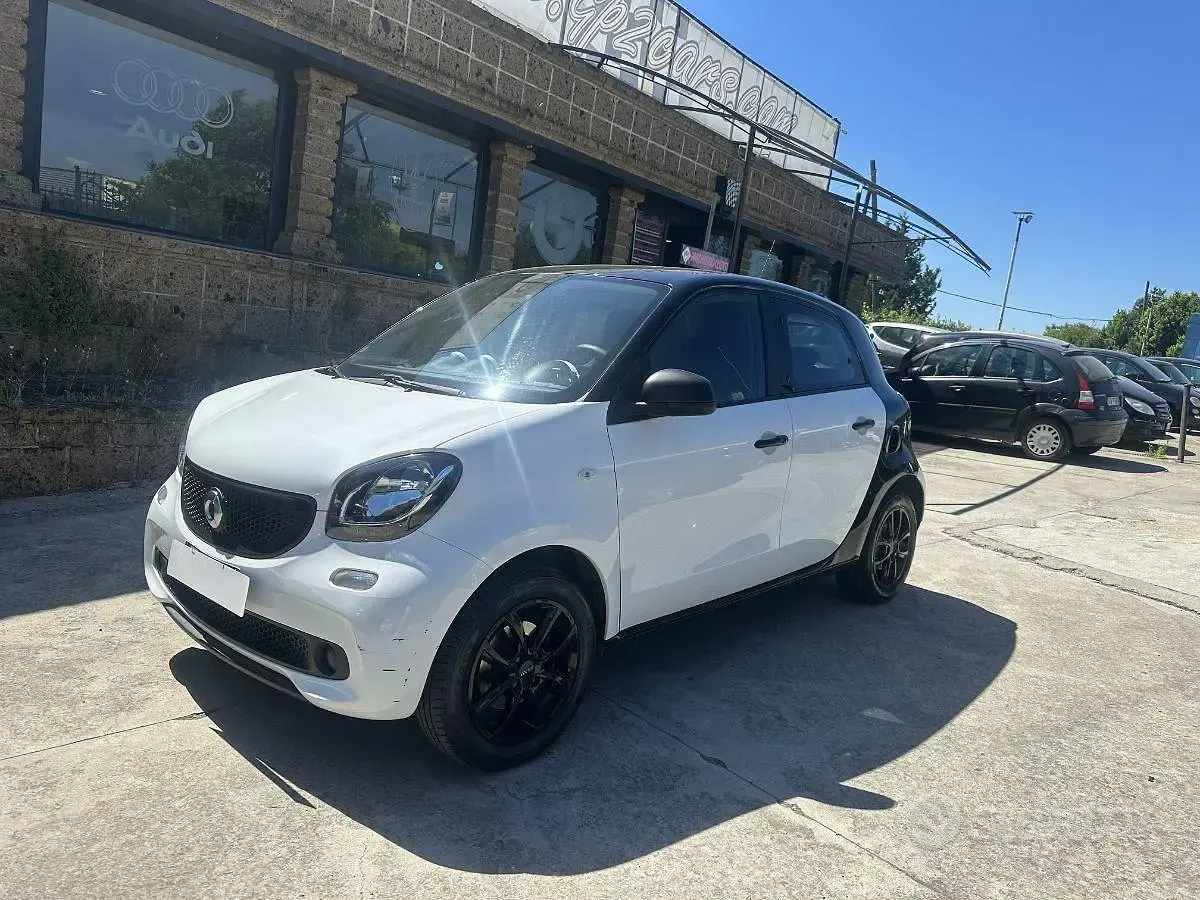 Usata Smart ForFour Passion 60 CV (44 kW) 2016 Bianco Utilitaria