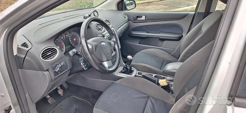Usata Ford Focus 2007 Grigio Station wagon