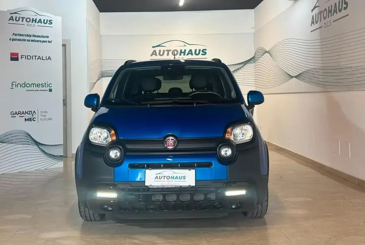 Usata Fiat Panda Cross Cross 70 CV (51 kW) 2025 Blu Utilitaria