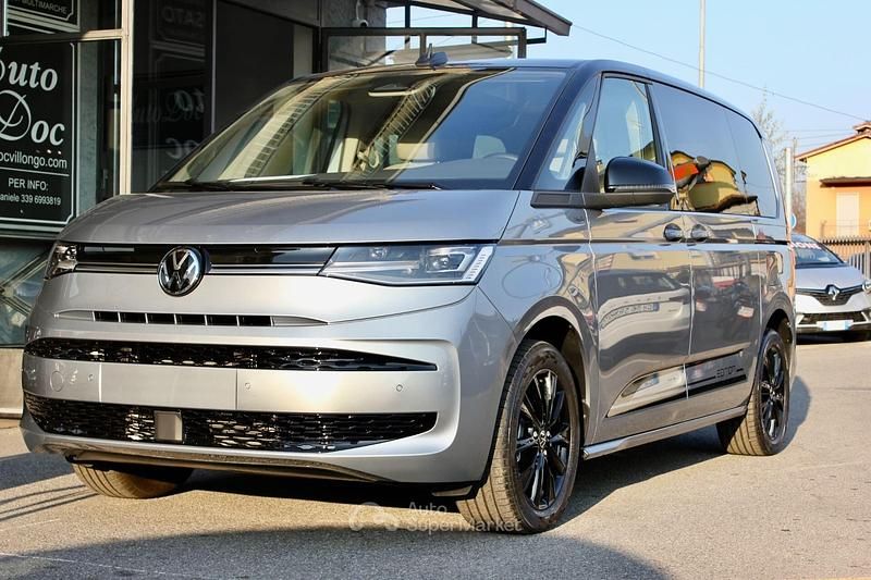 Nuova VW Multivan Edition 245 CV (180 kW) 2025 Argento Furgone