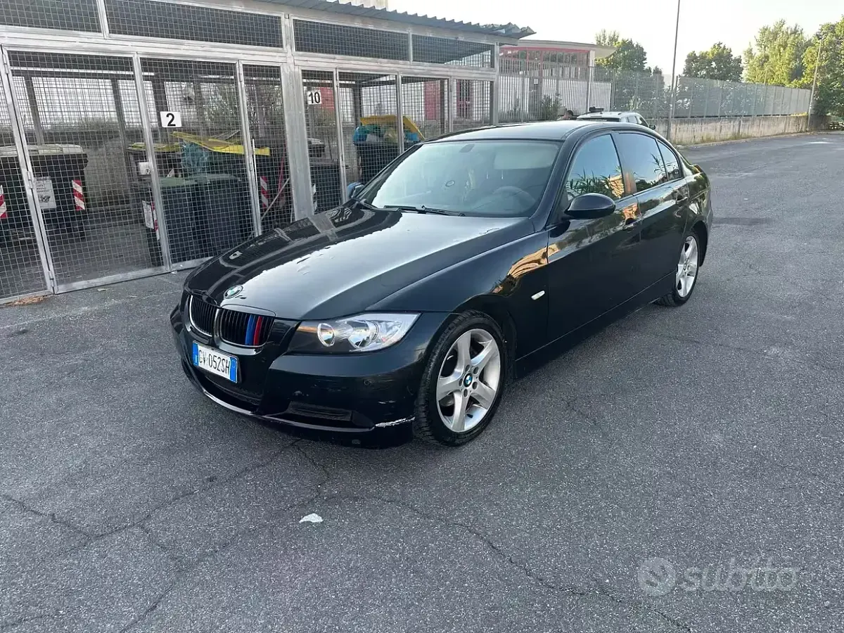 Usata BMW 320 122 CV (89 kW) 2006 Nero Berlina
