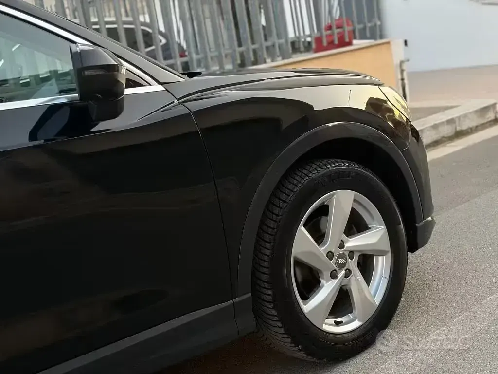 Usata Audi Q3 Advanced 150 CV (110 kW) 2020 Nero SUV