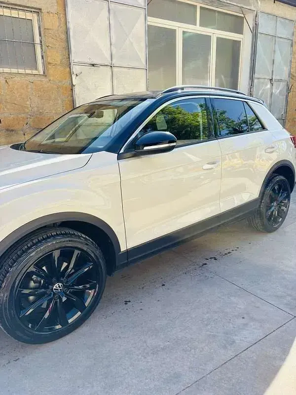 Usata VW T-Roc Sport 110 CV (80 kW) 2023 SUV