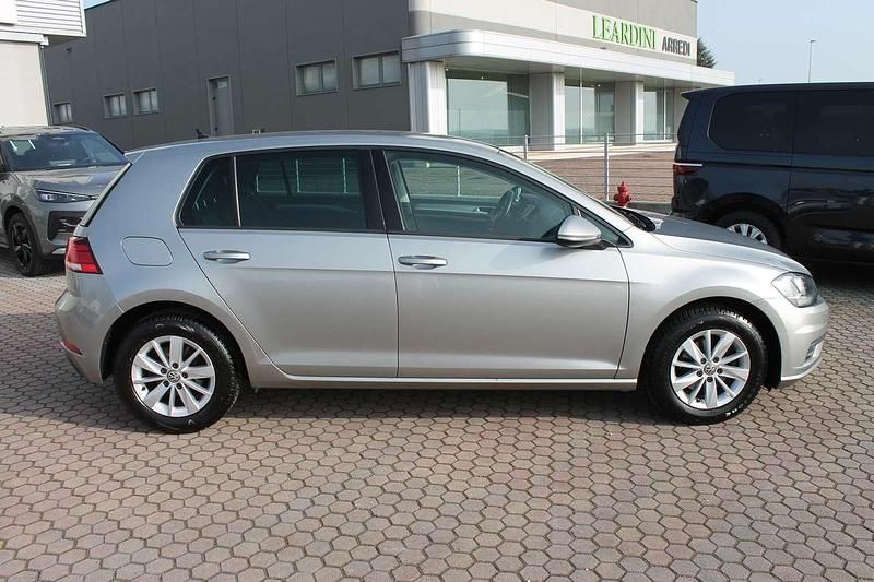 Brugt VW Golf VII Business 116 HK (85 kW) 2019 Sølv Sedan