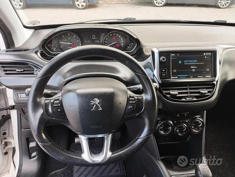 Usata Peugeot 208 Active 75 CV (55 kW) 2017 Bianco Utilitaria