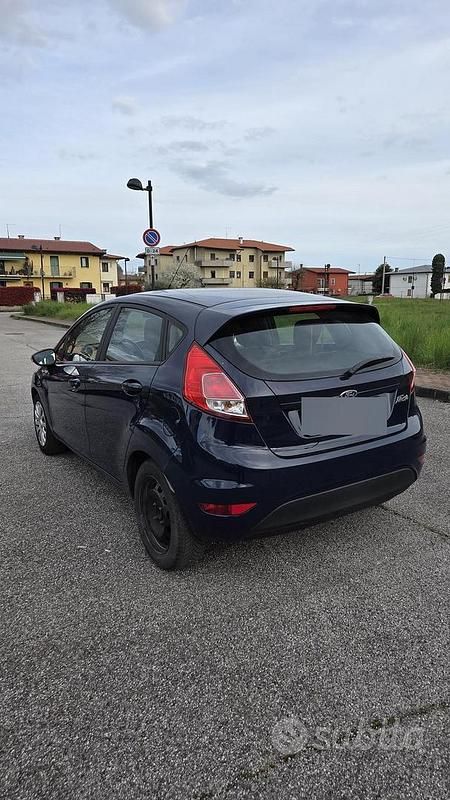 Usata Ford Fiesta ST-Line 75 CV (55 kW) 2017 Blu Utilitaria