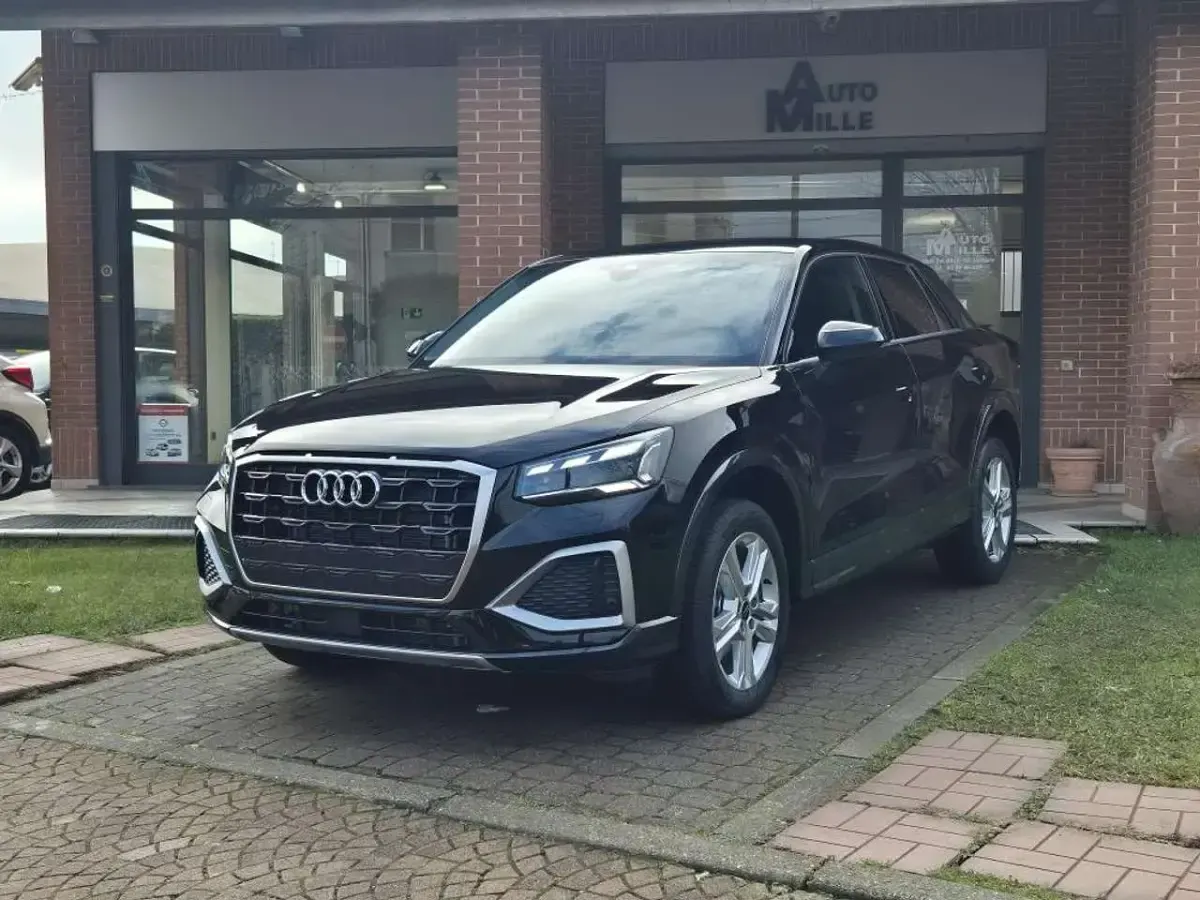 Nuova Audi Q2 Advanced 150 CV (110 kW) 2026 Nero mythos SUV
