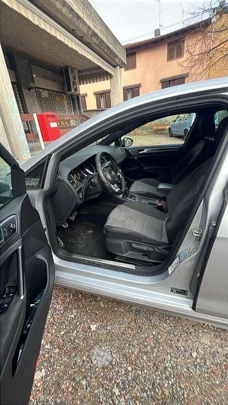 Usata VW Golf VII Comfortline 110 CV (80 kW) 2017 Argento Berlina