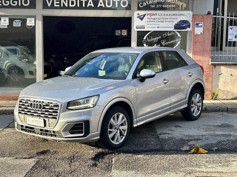 Usata Audi Q2 Sport 116 CV (85 kW) 2017 Grigio SUV