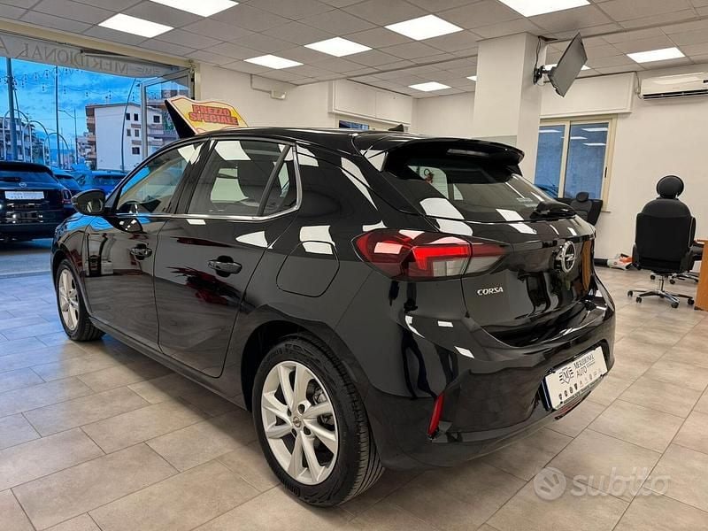 Usata Opel Corsa Elegance 101 CV (74 kW) 2023 Nero Berlina