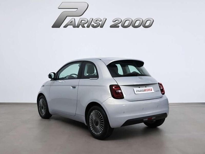 Novo Fiat 500 65 HP (47 kW) 2025 Azul Sedan