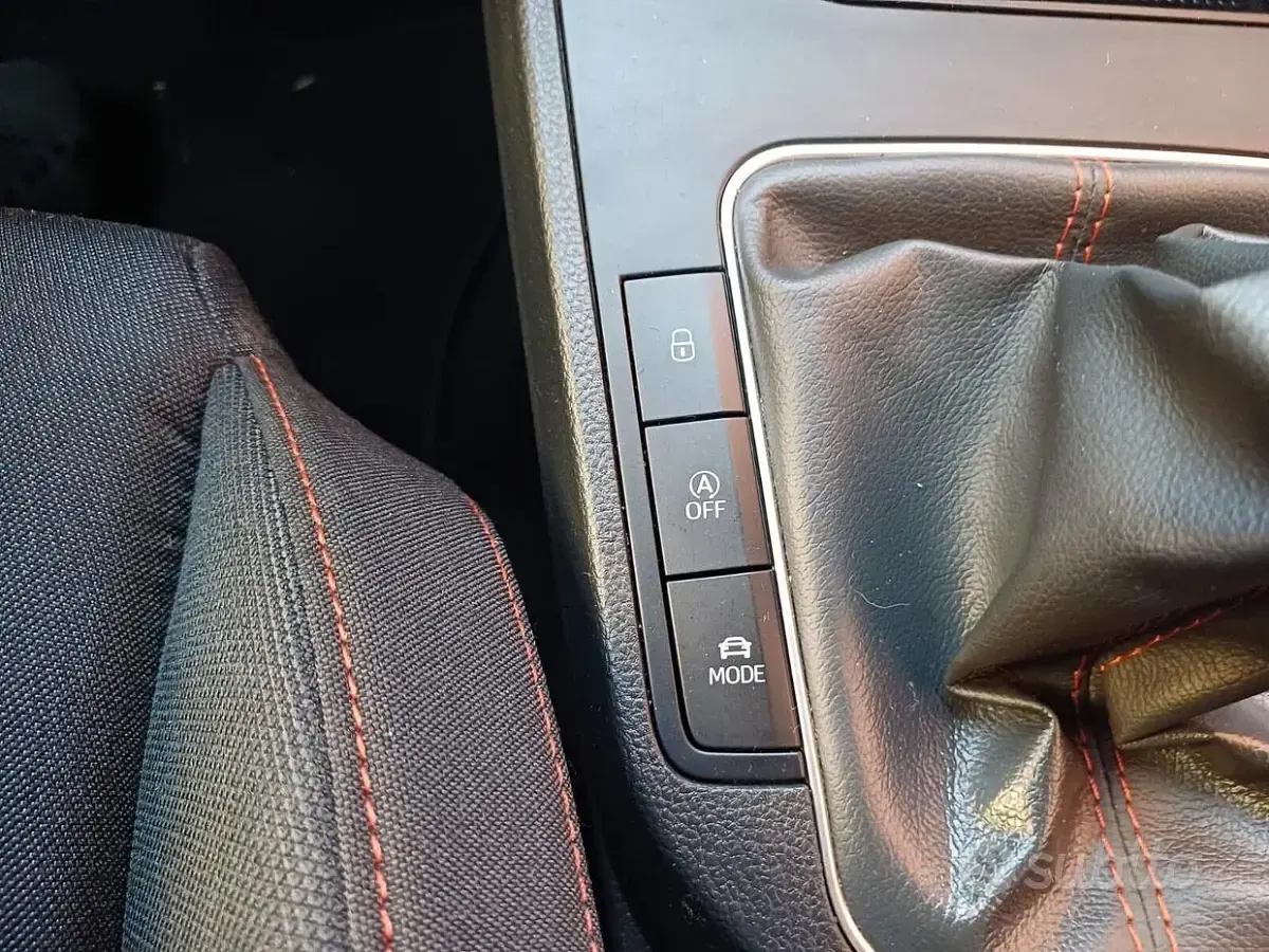 Usata Seat Ibiza FR 95 CV (69 kW) 2023 Nero Utilitaria