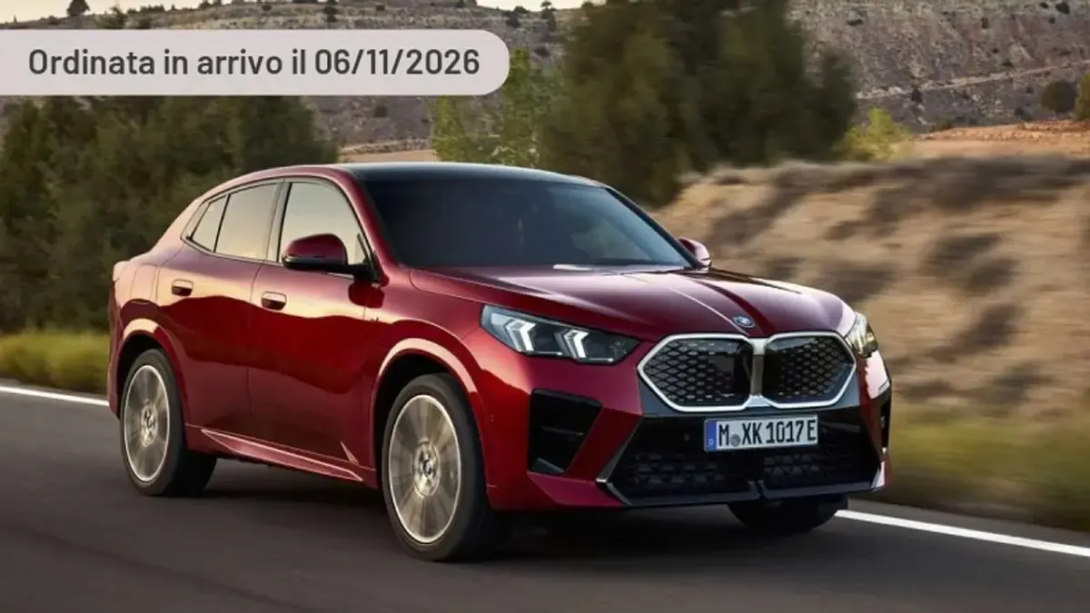 Usata BMW iX2 M Sport 103 kW (141 CV) 2024 Argento SUV