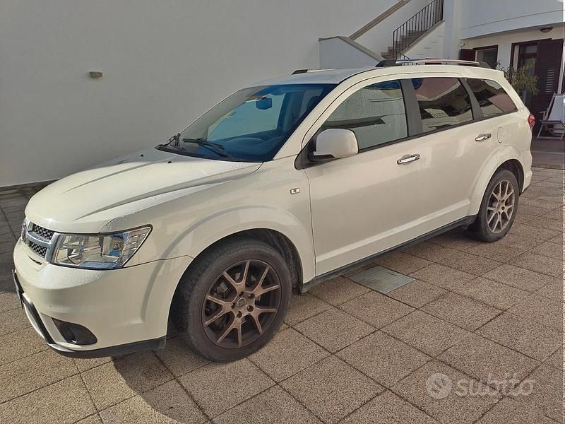 Usata Fiat Freemont 170 CV (125 kW) 2011 Bianco SUV
