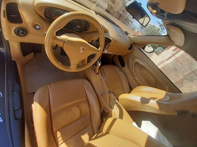 Usata Porsche 911 Carrera 4 Cabriolet 320 CV (235 kW) 2002 Nero Cabrio