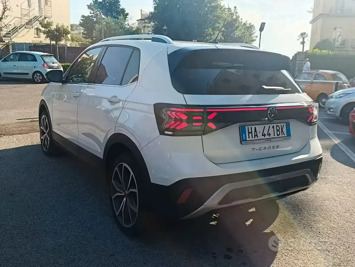Usata VW T-Cross Style 115 CV (84 kW) 2025 Bianco SUV