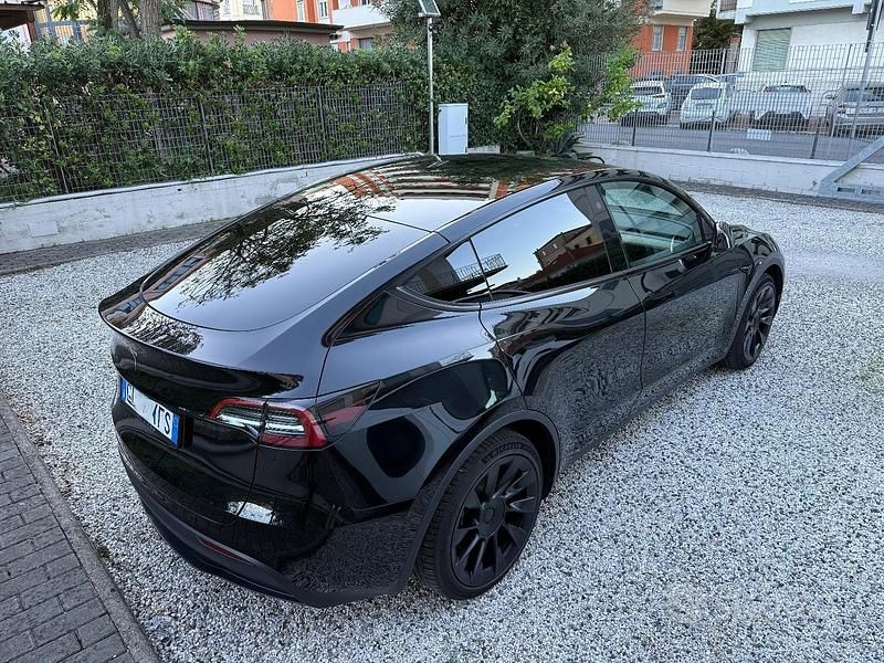 Usata Tesla Model Y RWD 250 kW (340 CV) 2022 Nero SUV