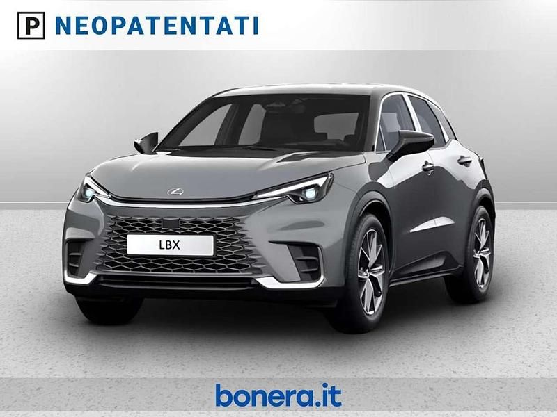 Emotional red / black Usata 2024 Lexus LBX SUV | 35.150 € (Buon prezzo) - Immagine 1/4
