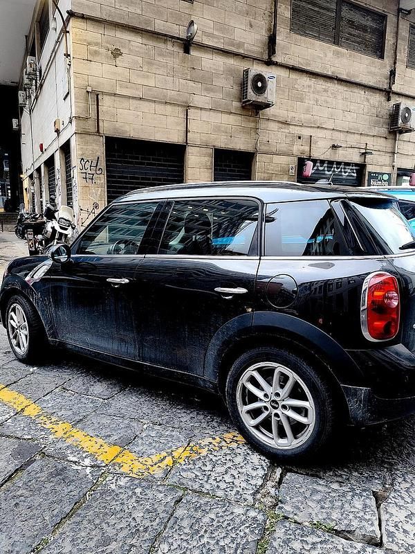 Usata Mini Countryman 120 CV (88 kW) 2015 Nero SUV