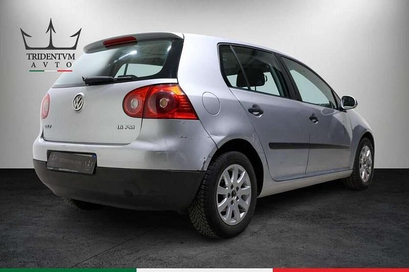 Usata VW Golf IV Sportline 116 CV (85 kW) 2005 Grigio Berlina