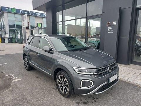 Begagnad VW T-Roc Style 110 HK (80 kW) 2023 SUV