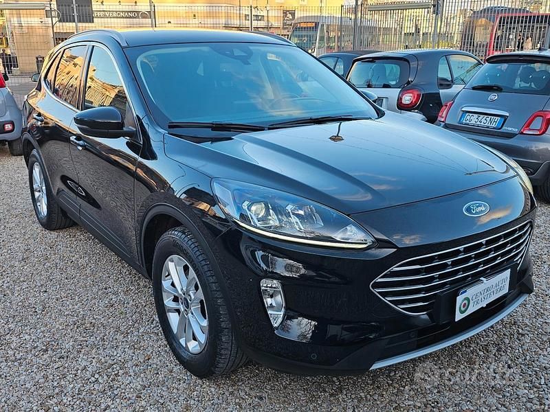 Nero Usata 2020 Ford Kuga Titanium SUV | 18.500 € (Buon prezzo) - Immagine 1/4