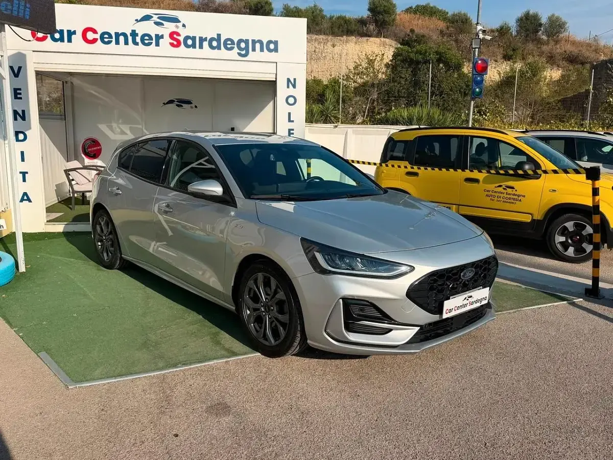 Usata Ford Focus ST-Line 125 CV (91 kW) 2024 Argento Berlina