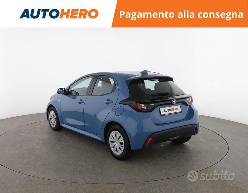 Usata Toyota Yaris Hybrid Business Edition 2021 Blu Berlina