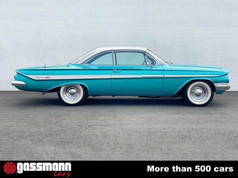 Usata Chevrolet Impala Sport 299 CV (219 kW) 1961 Blu Berlina