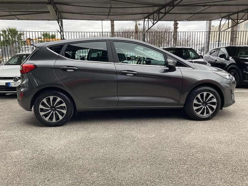 Usata Ford Fiesta Titanium 75 CV (55 kW) 2023 Grigio Berlina