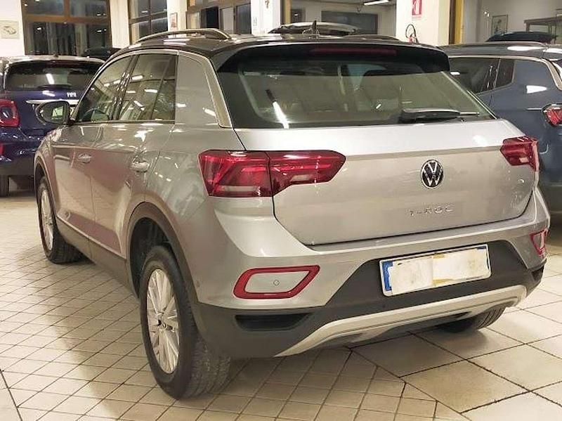 Usata VW T-Roc Style 150 CV (110 kW) 2023 Grigio tetto nero SUV