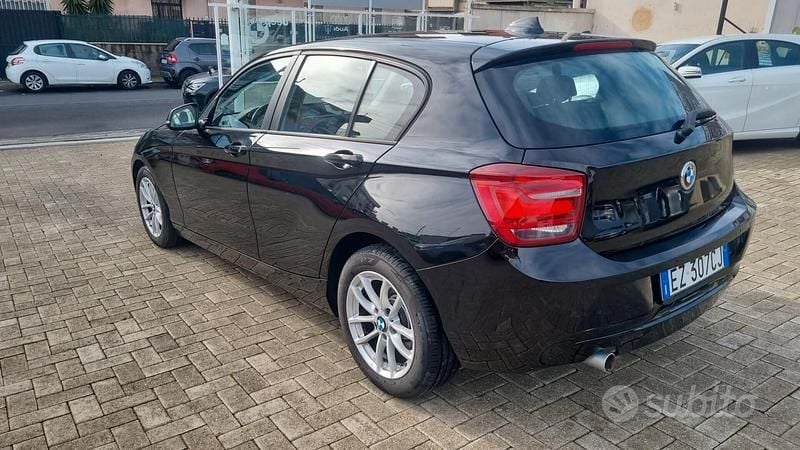 Usata BMW 118 150 CV (110 kW) 2015 Nero Utilitaria