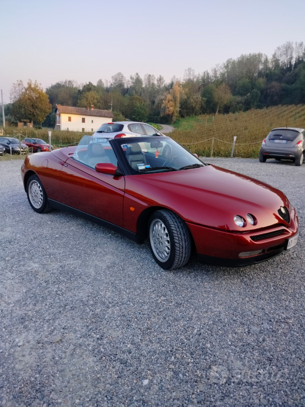 Usato 1997 Alfa Romeo GTV 2.0 Benzin 150 CV (11.000 €)
