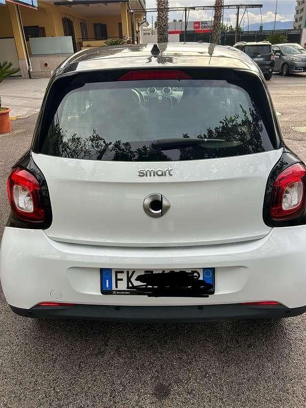 Usata Smart ForFour 97 CV (71 kW) 2017 Utilitaria