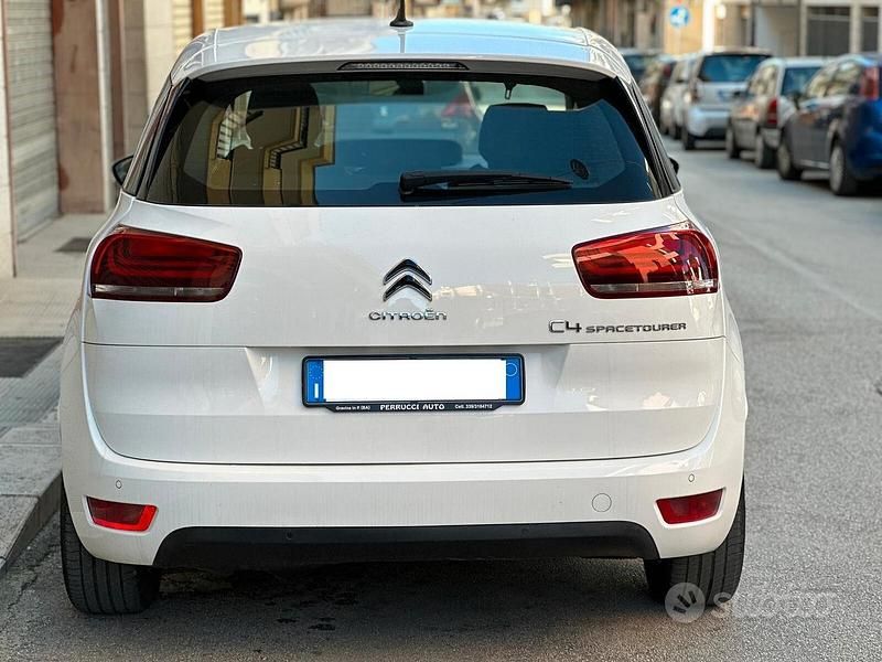 Usata Citroën C4 SpaceTourer Feel 130 CV (95 kW) 2020 Bianco Monovolume