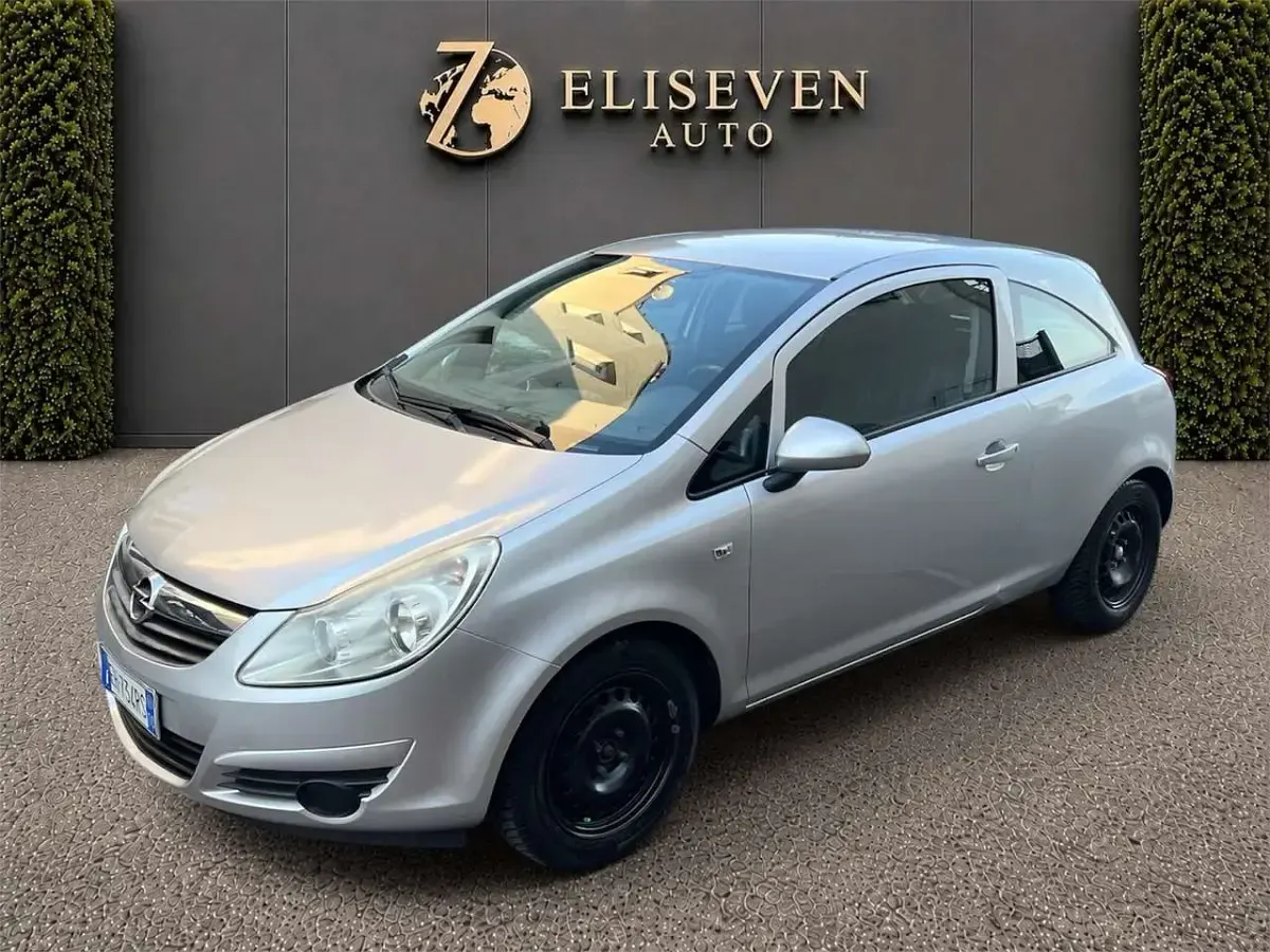 Usata Opel Corsa Sport 80 CV (58 kW) 2012 Argento Utilitaria