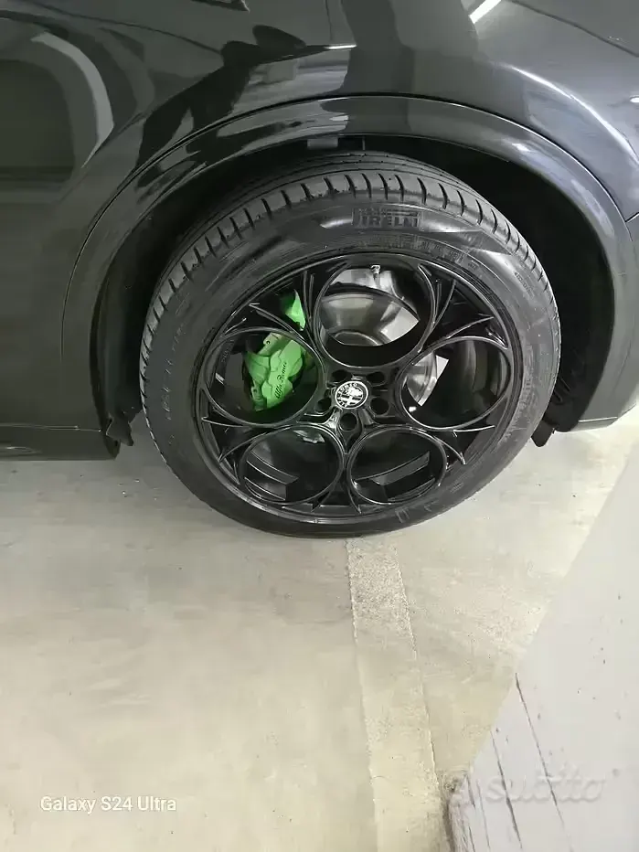 Usata Alfa Romeo Stelvio 160 CV (117 kW) 2020 Nero SUV