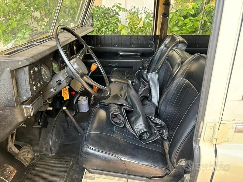 Usata Land Rover Defender 1980 Bianco Station wagon