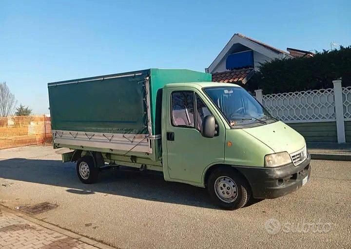 Usata Fiat Ducato 127 CV (93 kW) 2002 Verde Furgone