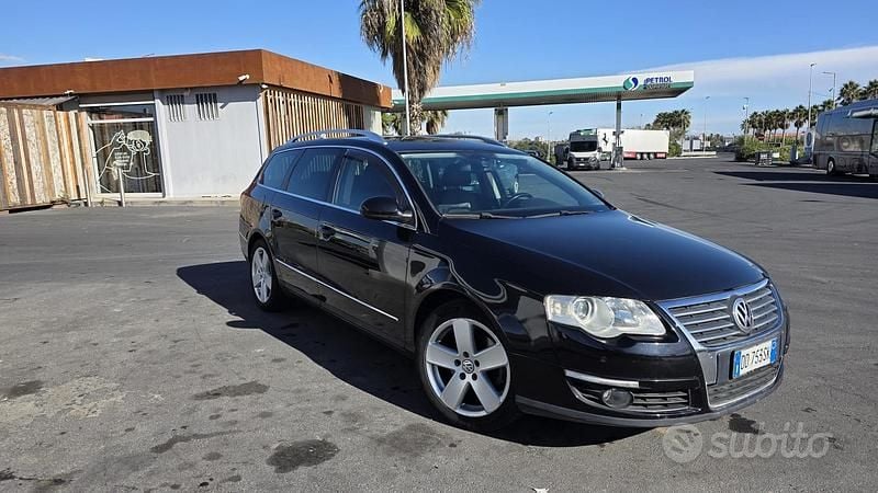 Nero Usata 2006 VW Passat Station wagon | 3800 € (Buon prezzo) - Immagine 1/4