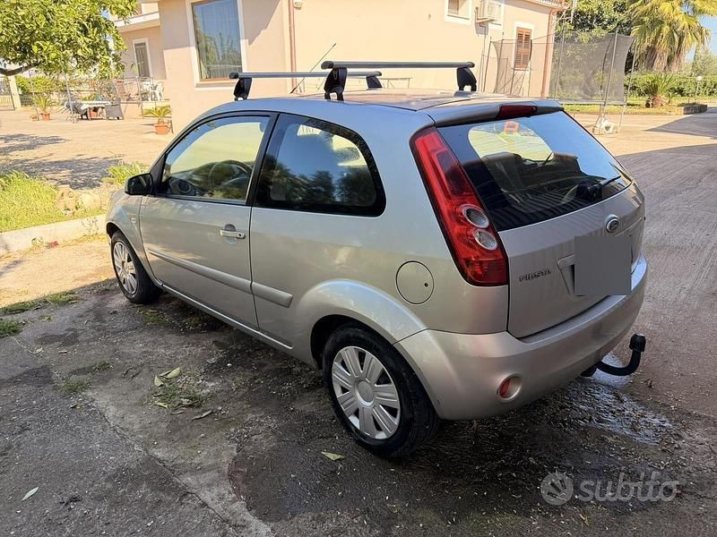 Usata Ford Fiesta Titanium 2007 Utilitaria