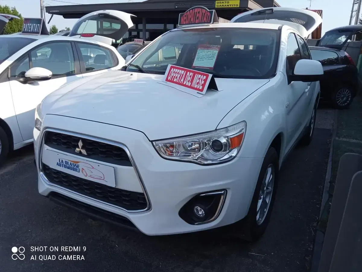 Usata Mitsubishi ASX Invite 115 CV (84 kW) 2014 Bianco SUV