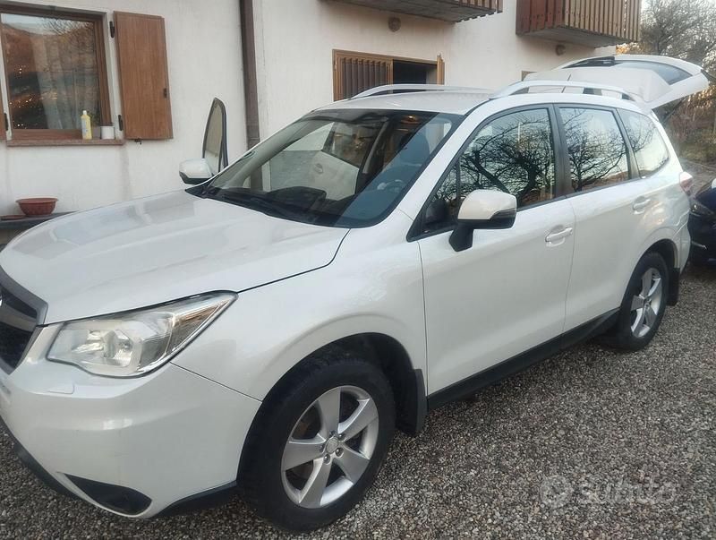 Usata Subaru Forester 2013 Bianco SUV