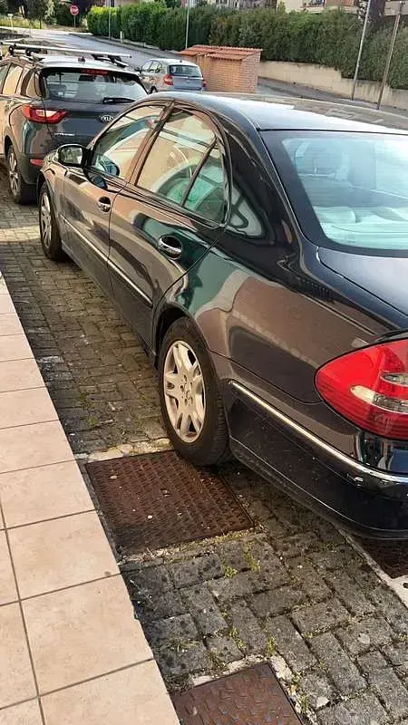 Usata Mercedes E280 Avantgarde 177 CV (130 kW) 2005 Berlina