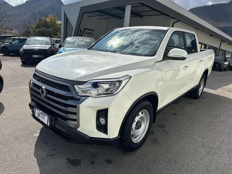 Nuova Ssangyong (KGM) Rexton 203 CV (149 kW) 2025 Bianco SUV